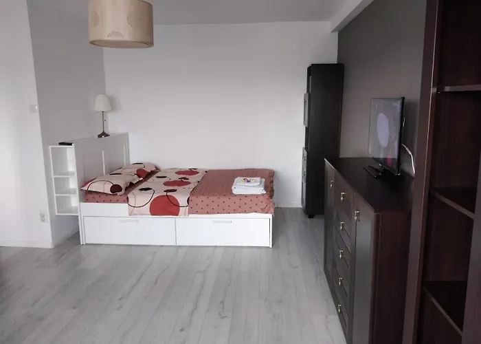 Superb 1br With Air Conditioner דירה בוקרשט