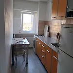 Superb 1br With Air Conditioner Apartment *